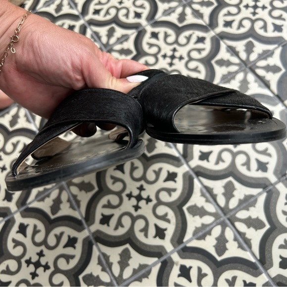 Banana Republic Criss Cross Sandals - Picture 4 of 9